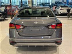 نيسان ألتيما